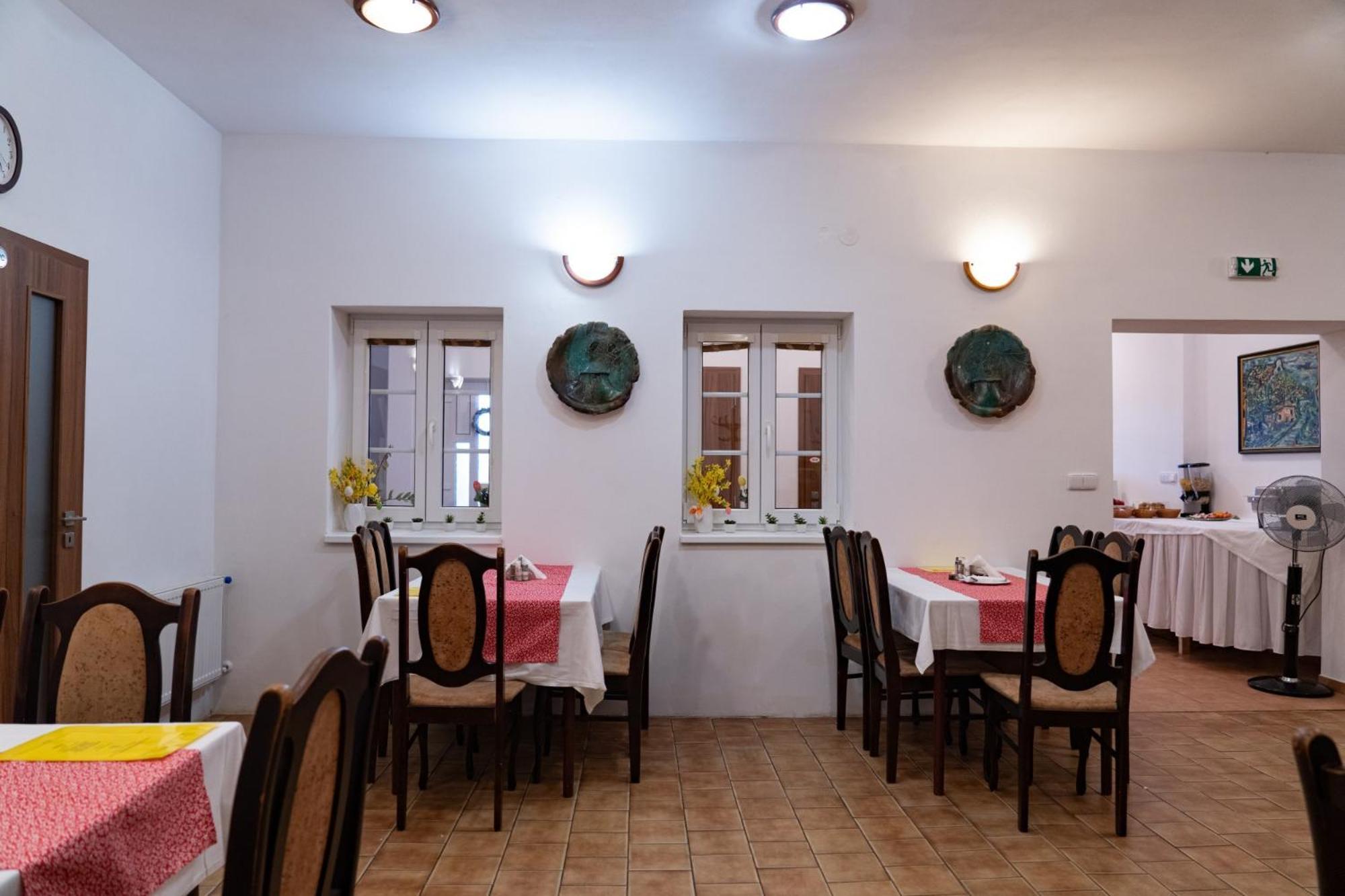 Pension Restaurace Florian Павлов Екстериор снимка